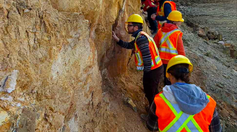 Students on field trip to Nevada, 2025